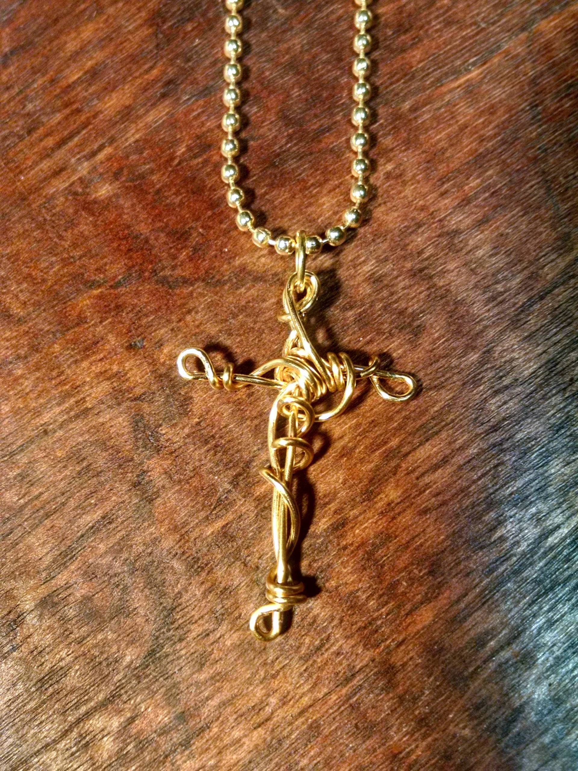 Einzigartiger Christlicher Gold Kreuz Anhänger Halskette von redwitchcreations