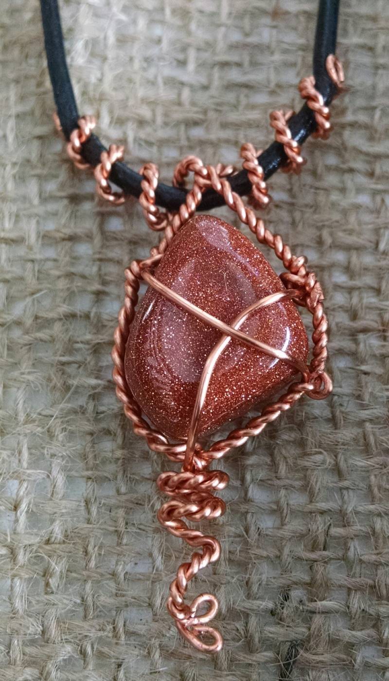 Goldstein Und Gedrehter Kupferdraht Halskette Goldstein Und Gedrehter Kupferdraht Halskette von redwitchcreations