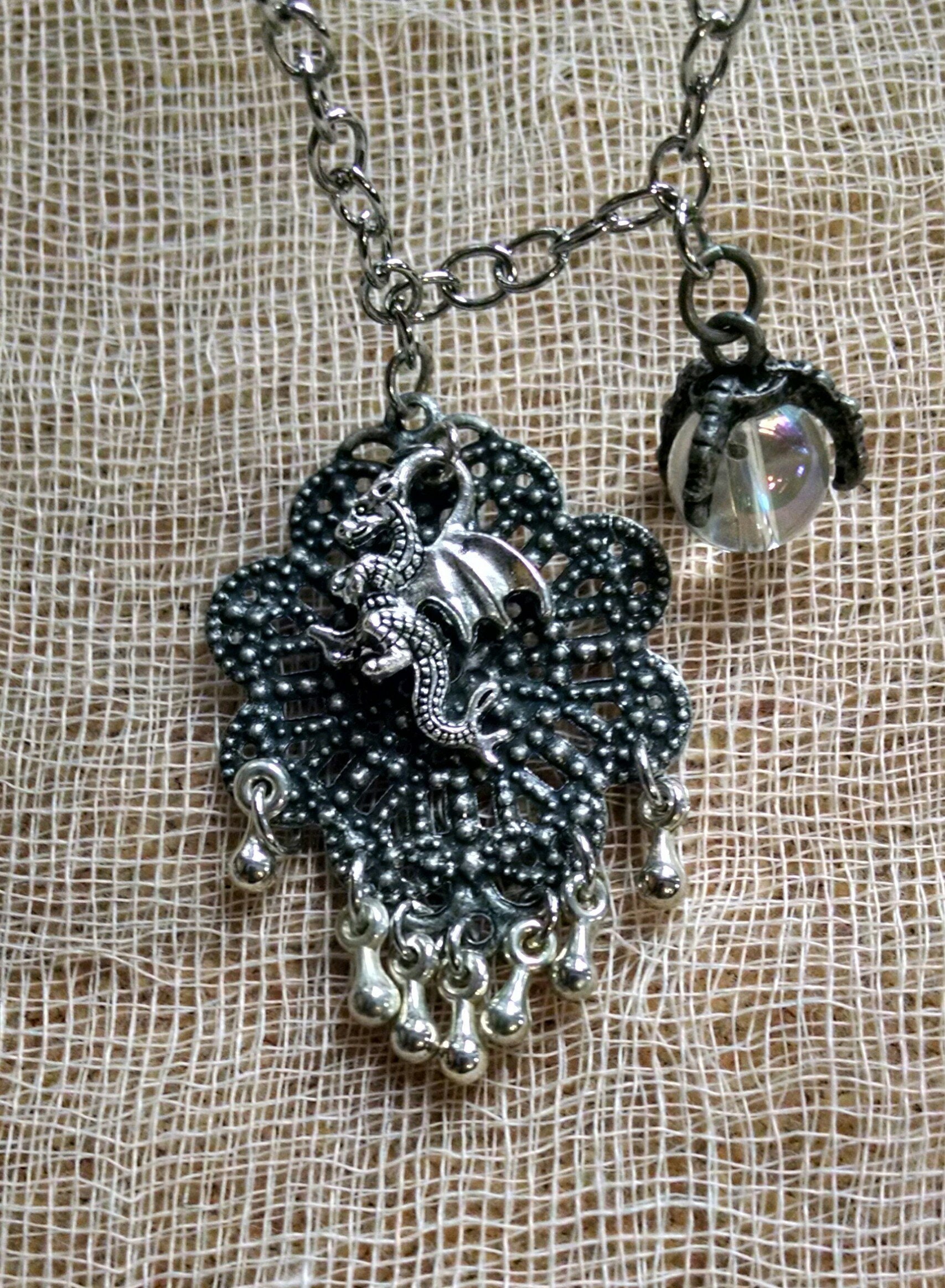 Silberne Drachen Und Talon Halskette von redwitchcreations