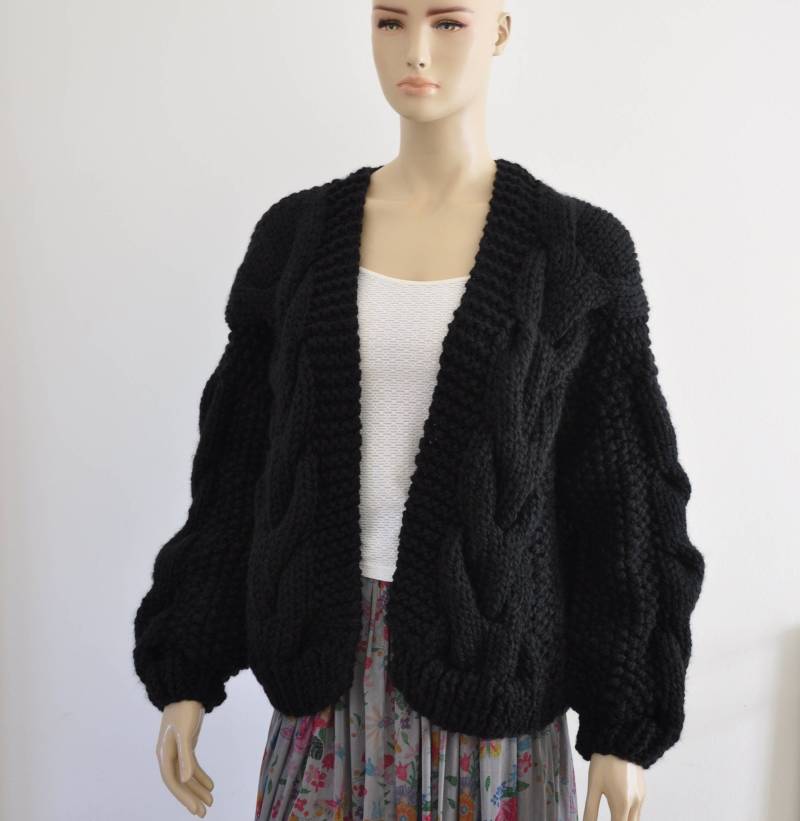 Schwarze Oversized Strickjacke, Frauen Grobstrick-Strickjacke, Woll-Pullover-Cardigan, Bomberjacke von reflectionsbyds