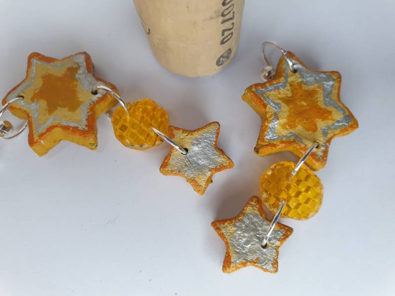Ohrringe "Orange Star" Upcycling Weihnachtsohrringe Aus Reflektoren Und Pappmachée Unikat von reflektorliebe