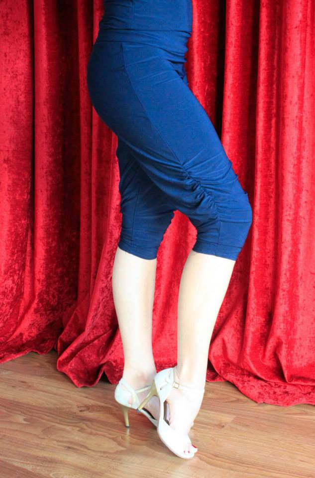 Argentine Tango Capri Hose Handgemachte Latein Tanzhose Argentine Tango Capri Hose Handgemachte Latein Tanzhose von reinatango