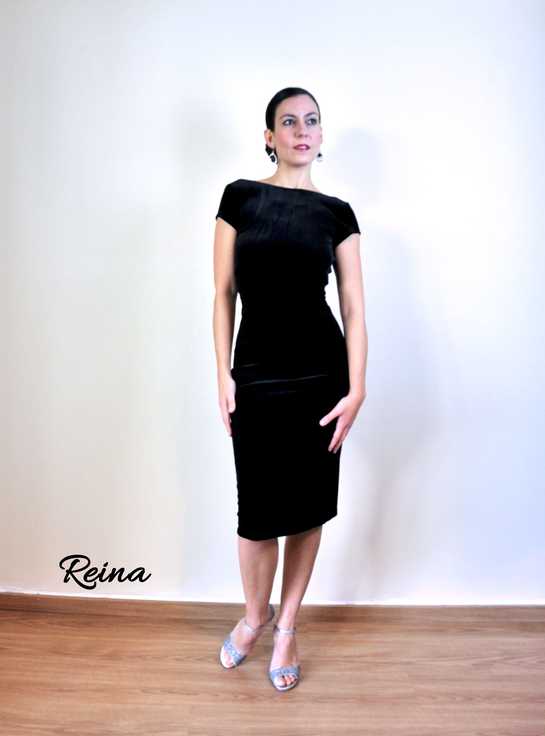 Samt Tango Kleid Handgemachtes Milonga Tanzkleid Mit Tiefem Rückenausschnitt Samt Tango Kleid Handgemachtes Milonga Tanzkleid Mit Tiefem Rückenausschnitt von reinatango