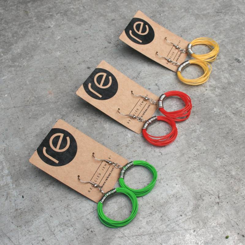 Recycelter Schmuck. Aba-Ohrringe Aus Recyceltem Elektrokabel. Farbige Ohrringe Recycelter Schmuck. Aba-Ohrringe Aus Recyceltem Elektrokabel. Farbige Ohrringe von rekrea