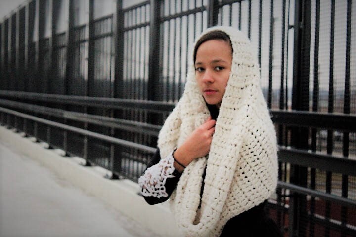 Grobstrick Gehäkelter Kapuzenschal - The Guinevere Cowl Gehäkelter Kapuzenschal, Übergroßer Winterschal von reneeoriginals1