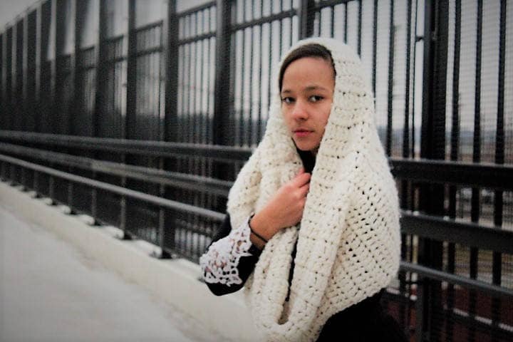 Grobstrick Gehäkelter Kapuzenschal - The Guinevere Cowl Gehäkelter Kapuzenschal, Übergroßer Winterschal von reneeoriginals1