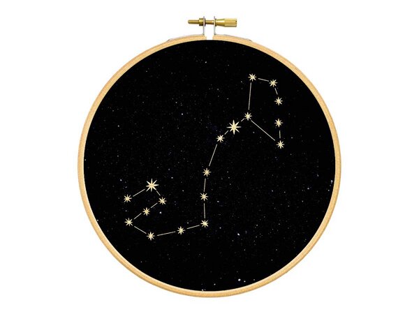 renna deluxe Sternzeichen in Gold als Bild im Stickrahmen von renna deluxe