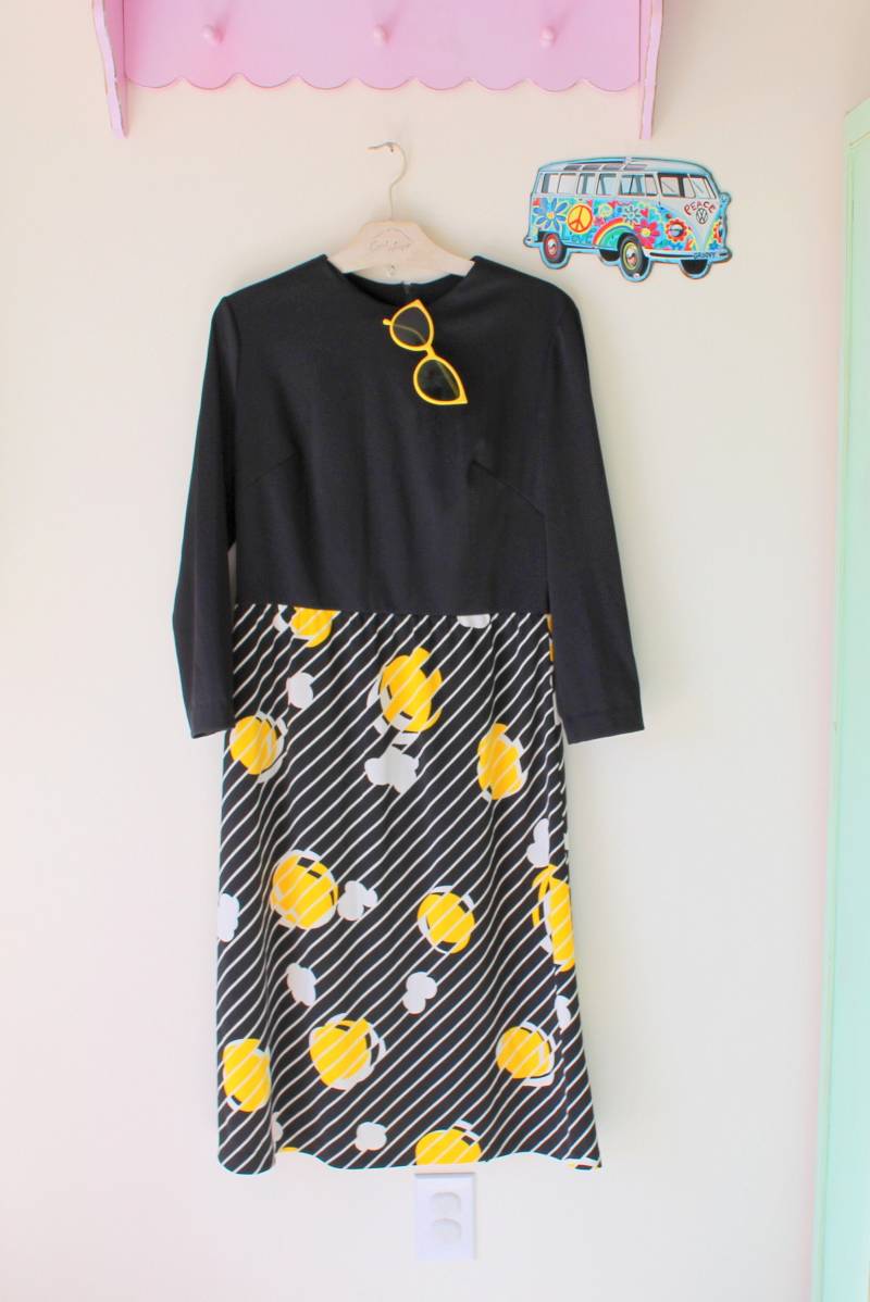 1970S Floral Geblümtes Etuikleid Retro Mod Lange Ärmel | Größe Small/Medium von retroandme