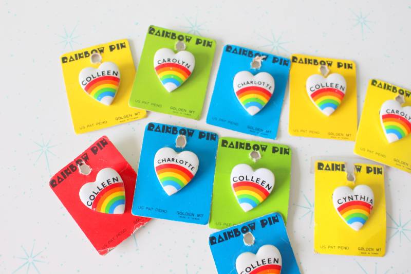 1980Er Jahre Regenbogen Herz Anstecknadel 1980Er Jahre Regenbogen Herz Anstecknadel von retroandme