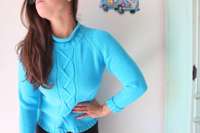 1980S Handgestrickter Blauer Crop Pullover Retro Fun Designer von retroandme