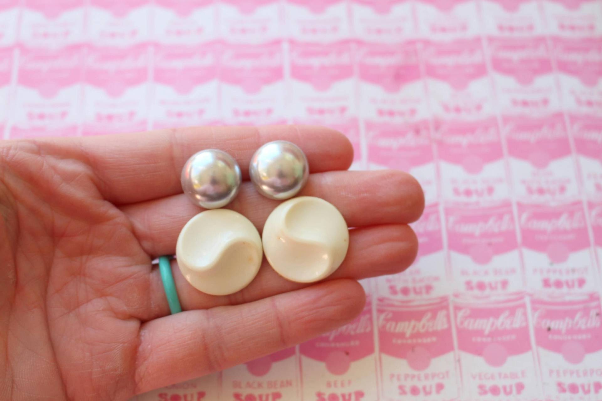 1980S Retro Ohrstecker Set Silberfarbener Modeschmuck 1980S Retro Ohrstecker Set Silberfarbener Modeschmuck von retroandme