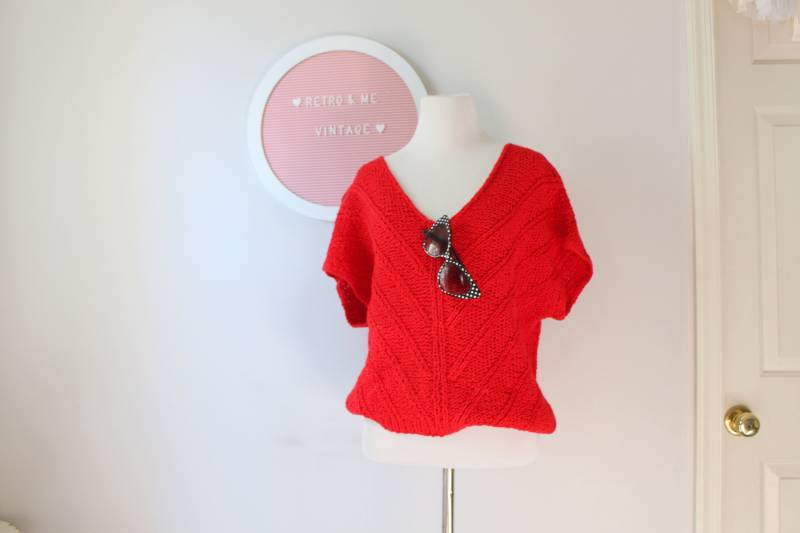 1980S Roter Pullover Mit V-Ausschnitt....festlich. Bunt. Retro. Unisex. 1980Er Jahre Pullover. Rad. Rot. Hüfttasche. Maritim. Handgestrickt. Urlaub von retroandme