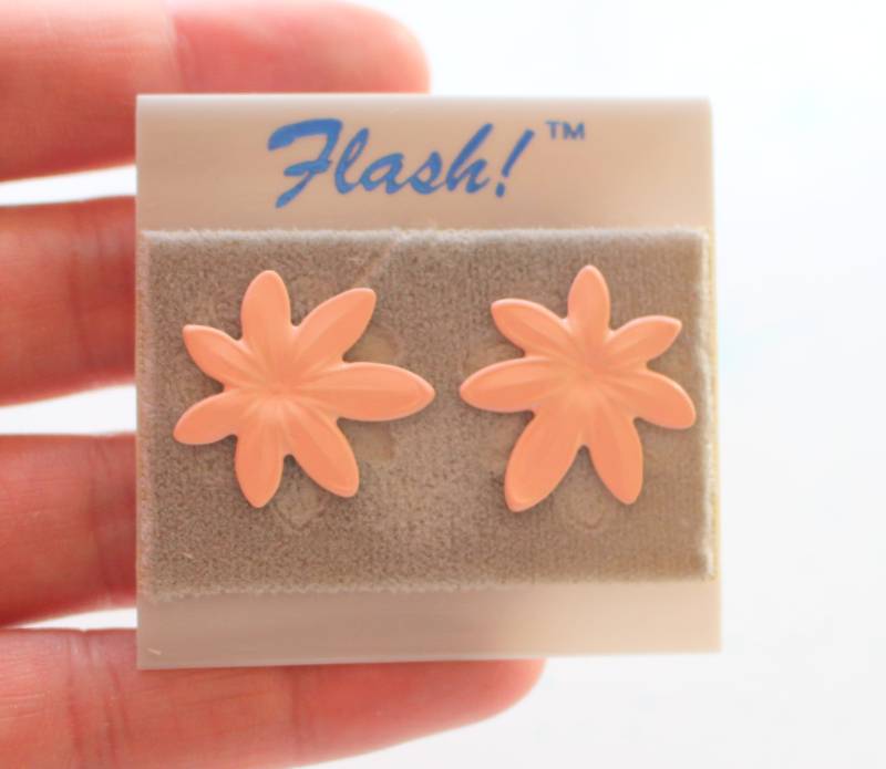 1980S Floral Ohrringe, Rosa Geometric Metal, Nos Retro Accessoires von retroandme