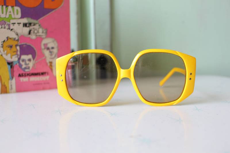 70Er Jahre Twiggy Mod Sonnenbrille Selten. Twiggy. Damen Brille. Große Linse. Funky. Woodstock. Hippie. Deadstock Sonnenbrille. Mod. Gelb von retroandme