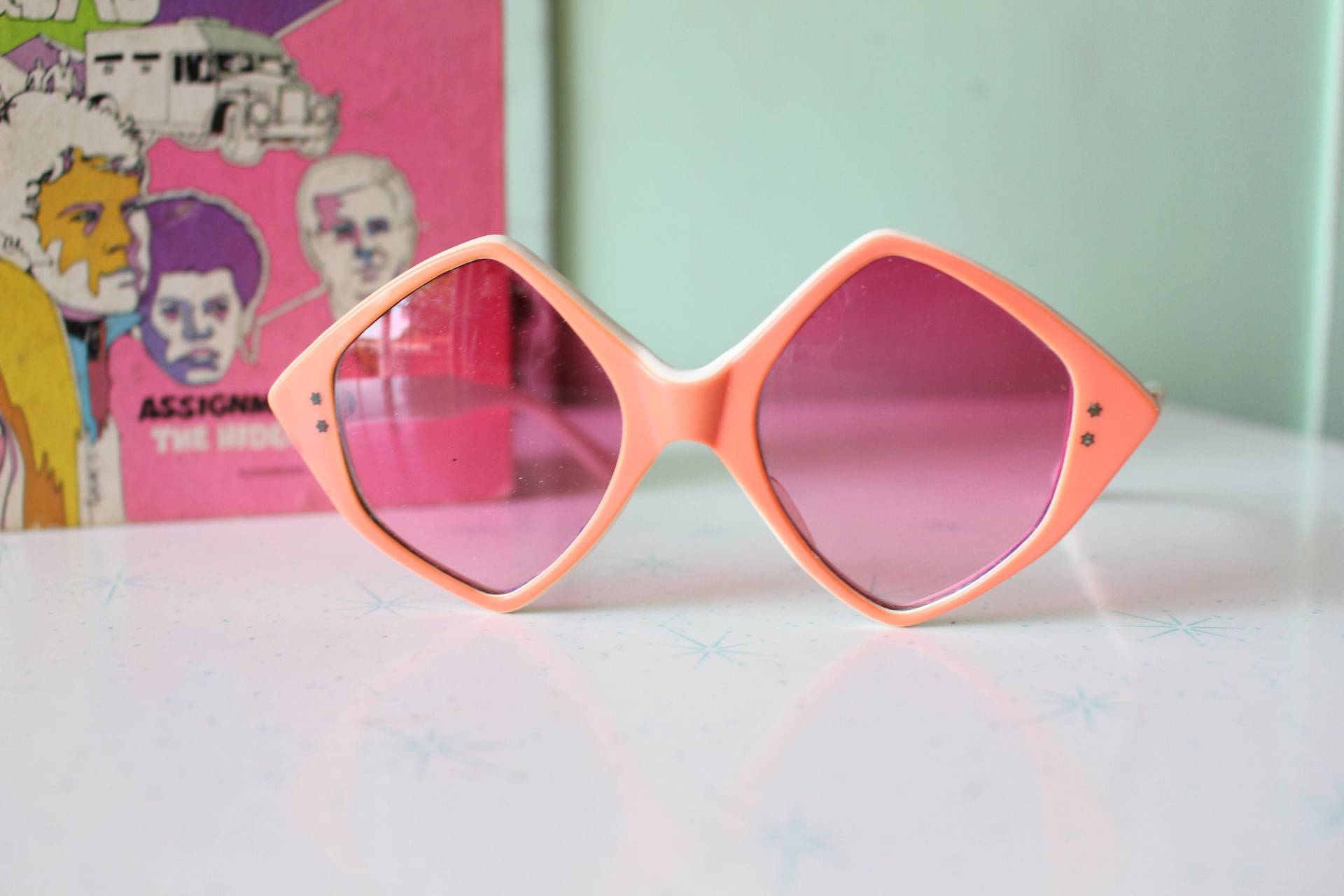 70Er Jahre Twiggy Mod Sonnenbrille Selten. Twiggy. Damen Brille. Große Linse. Funky. Woodstock. Hippie. Deadstock Sonnenbrille. Mod. Rosa von retroandme