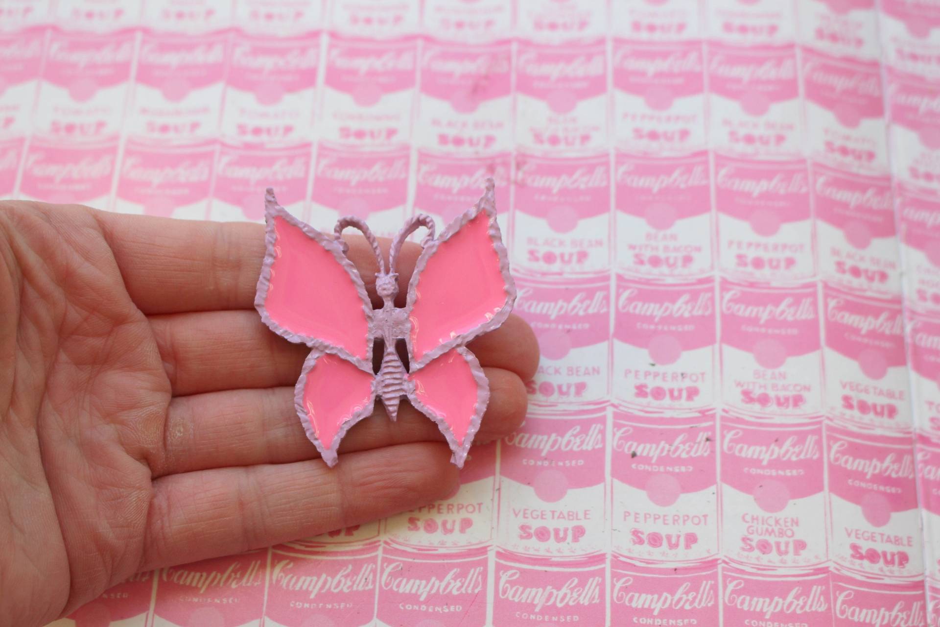 Nos 1980Er Vintage Rosa Brosche Schmetterling. Groovig. Retro. Jahre. Cupid. Modeschmuck. Brosche. Neue Alte Insekten von retroandme