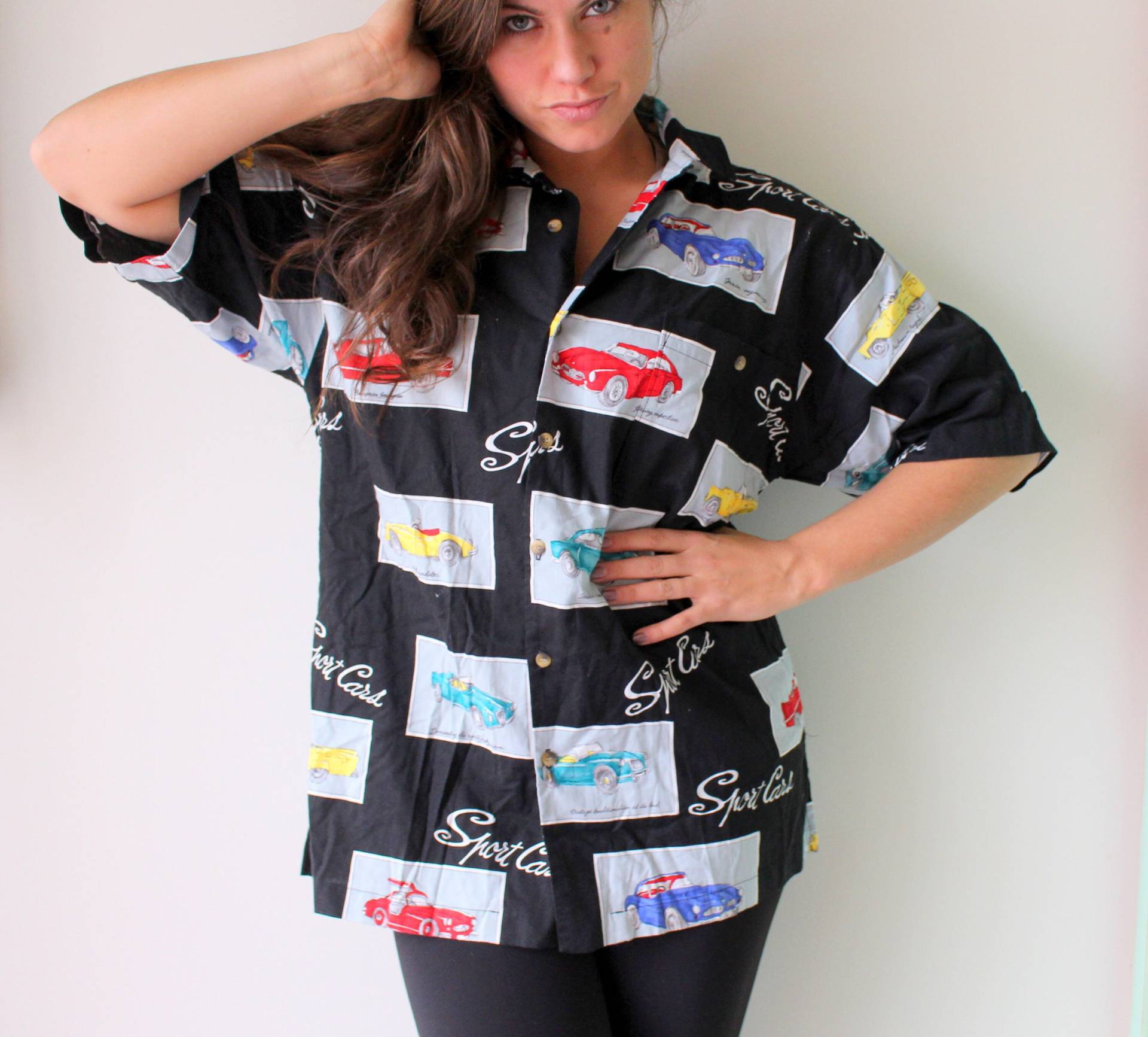 Vintage Sportwagen Print Button Down Shirt, Herren Medium von retroandme