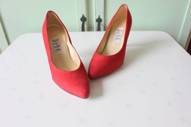 Vintage Nine West Leder Heels... Größe 6.5 Damen.. Rot. Hacken. Pumpen. Schuhe. Designer Vintage. Glam. Aufwändig. 9 Westen. Mod. Rote Fersen. Urlaub von retroandme