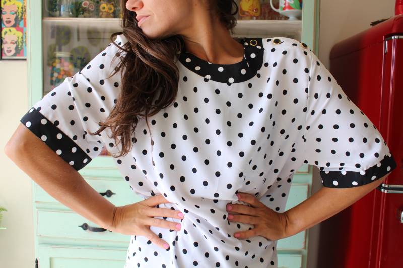 Vintage Polka Dots Bluse...damen. Schwarz Und Weiß. Modell Bluse. Frauen. Damen. Fließendes Top. Soho. Ausgefallen. 80Er Jahre Party von retroandme