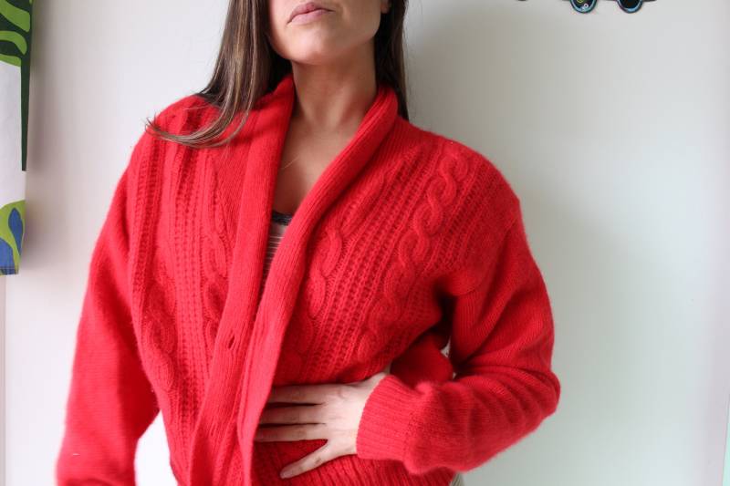 Vintage Rote Wolle Zopfmuster Strickjacke - Mid Century Designer Größe L von retroandme