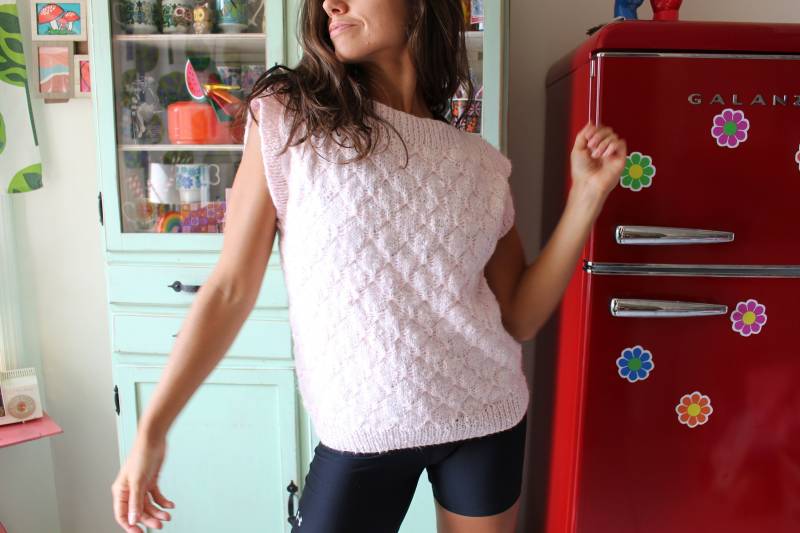 Vintage Schöner Rosa Boho Slouchy Crop Pullover.... Größe Klein Mittel... Folk. Freie Größe. Hippie. Boho. Rosa. Frühling. Stricken. Retro. Mod von retroandme