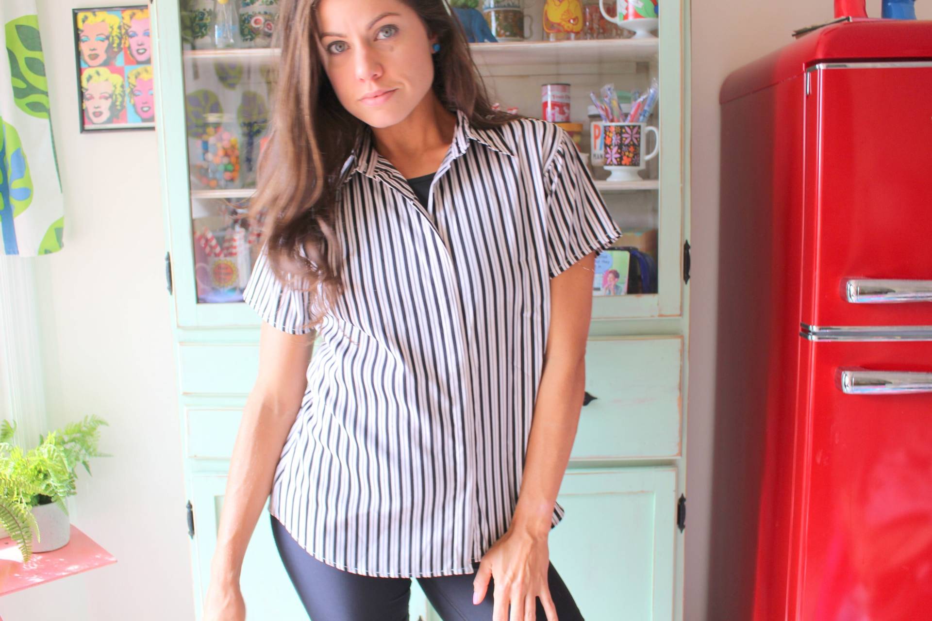 Vintage Schwarz Weiß Gestreifte Bluse.. Womens. Mod. Kostüm. Bluse. Damen. Fließendes Top. Soho. Aufwändig. 90Er Jahre. Kleidung Vintage Schwarz Weiß Gestreifte Bluse.. Womens. Mod. Kostüm. Bluse. Damen. Fließendes Top. Soho. Aufwändig. 90Er Jahre. Kleidung von retroandme