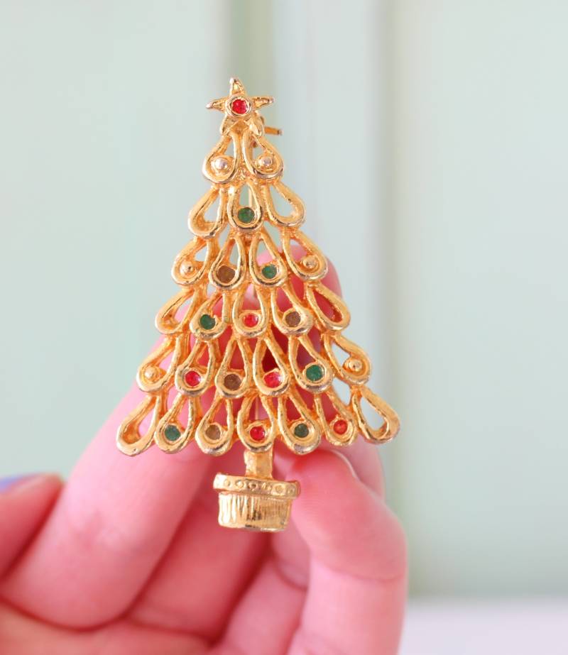 Vintage Weihnachtsbaum Brosche....gold. Toll. Retro. 1970Er Jahre. Klassisch. Ausgefallen. Modeschmuck. Vintage-Brosche. Mitte Des Jahrhunderts von retroandme