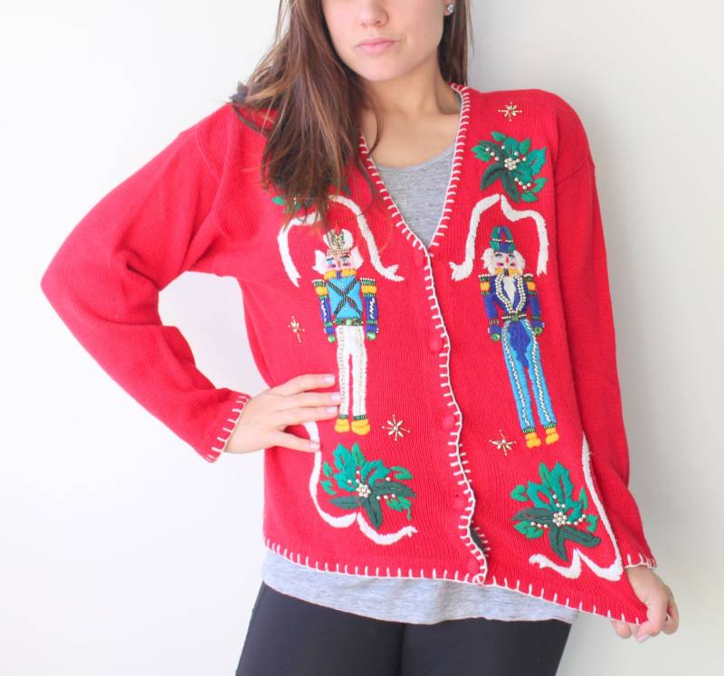 Vintage Weihnachtspullover ... Größe Mittelgroß Frauen.... Kitsch. Retro. Kawaii. Cardigan. Plaid. Neuheit. Urlaub Vintage Weihnachtspullover ... Größe Mittelgroß Frauen.... Kitsch. Retro. Kawaii. Cardigan. Plaid. Neuheit. Urlaub von retroandme