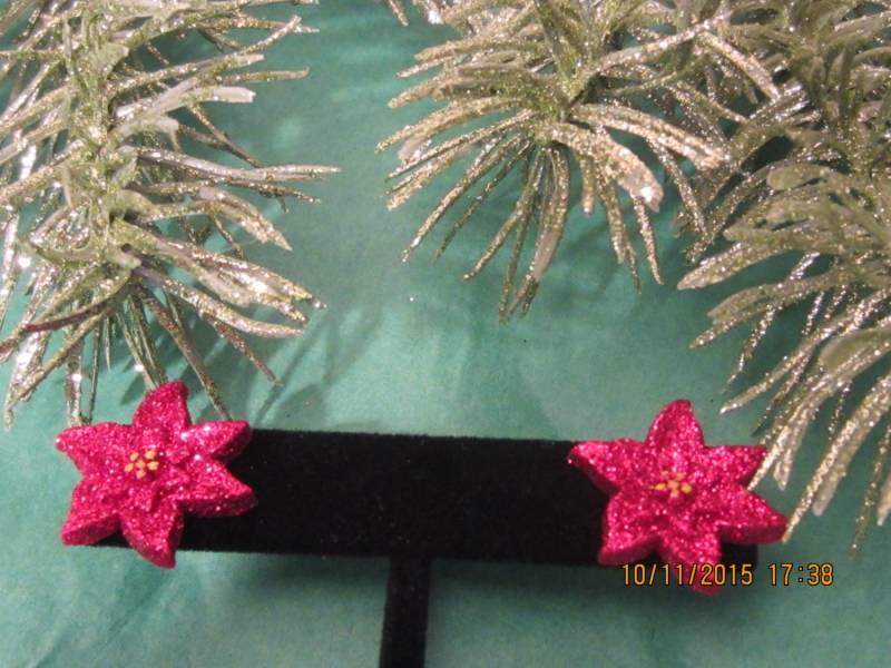 Weihnachtsstern, Rote Ohrringe, Hypoallergen, Weihnachtsohrringe, Silber Ohrstecker von revisionme