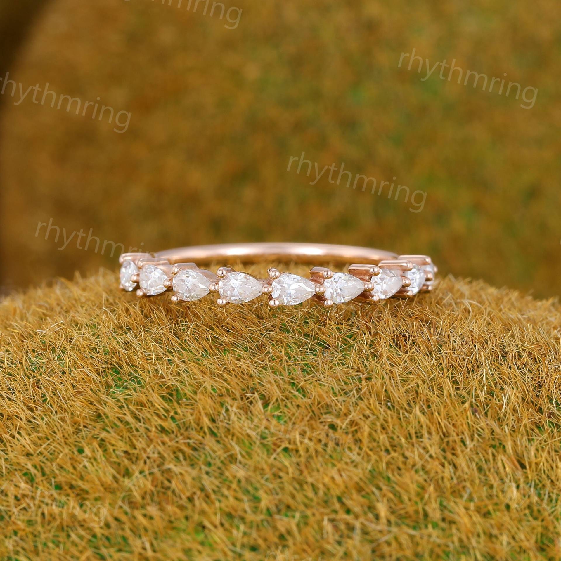 Pear Moissanite Hochzeitsband Einzigartige Rose Gold Ehering Frauen Vintage Halbe Ewigkeit Hochzeitsring Braut Passendes Versprechen Geschenk Für Sie von rhythmring