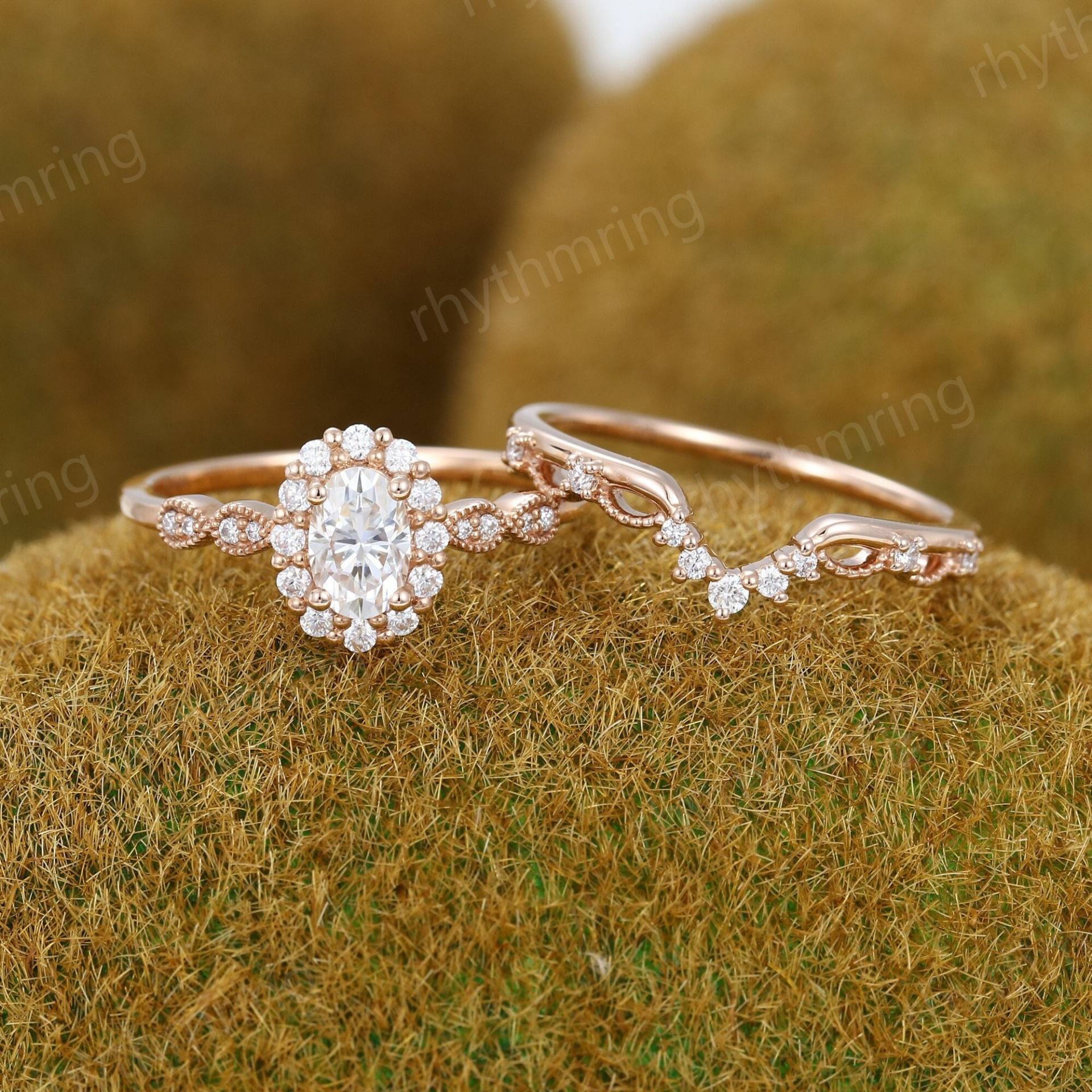 Oval Moissanite Verlobungsring Set Vintage Einzigartiger Roségold-Braut-Set Milgrain Antique Diamant Halo Versprechen Jahrestag Ring Für Frauen von rhythmring