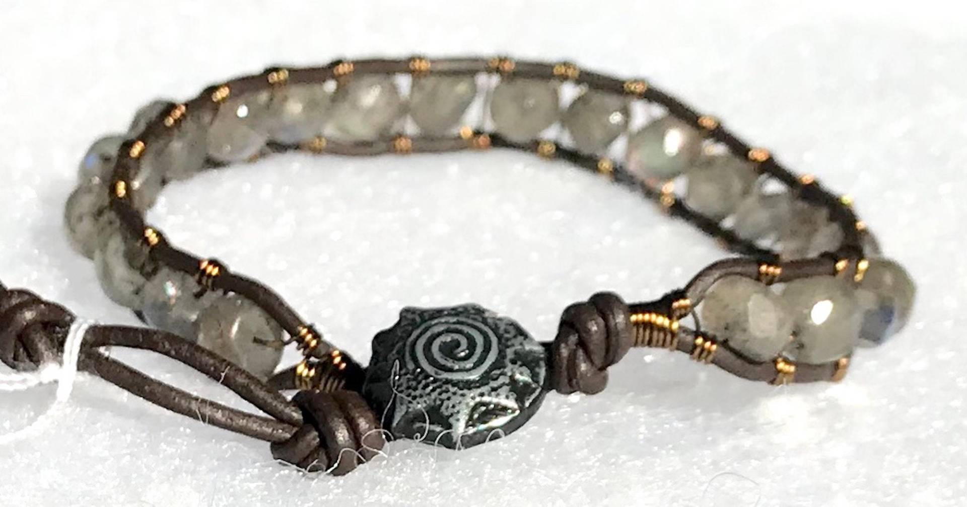 Hübsche Labradorit Edelstein Leder & Messing Draht Wickeln Armband von ricats