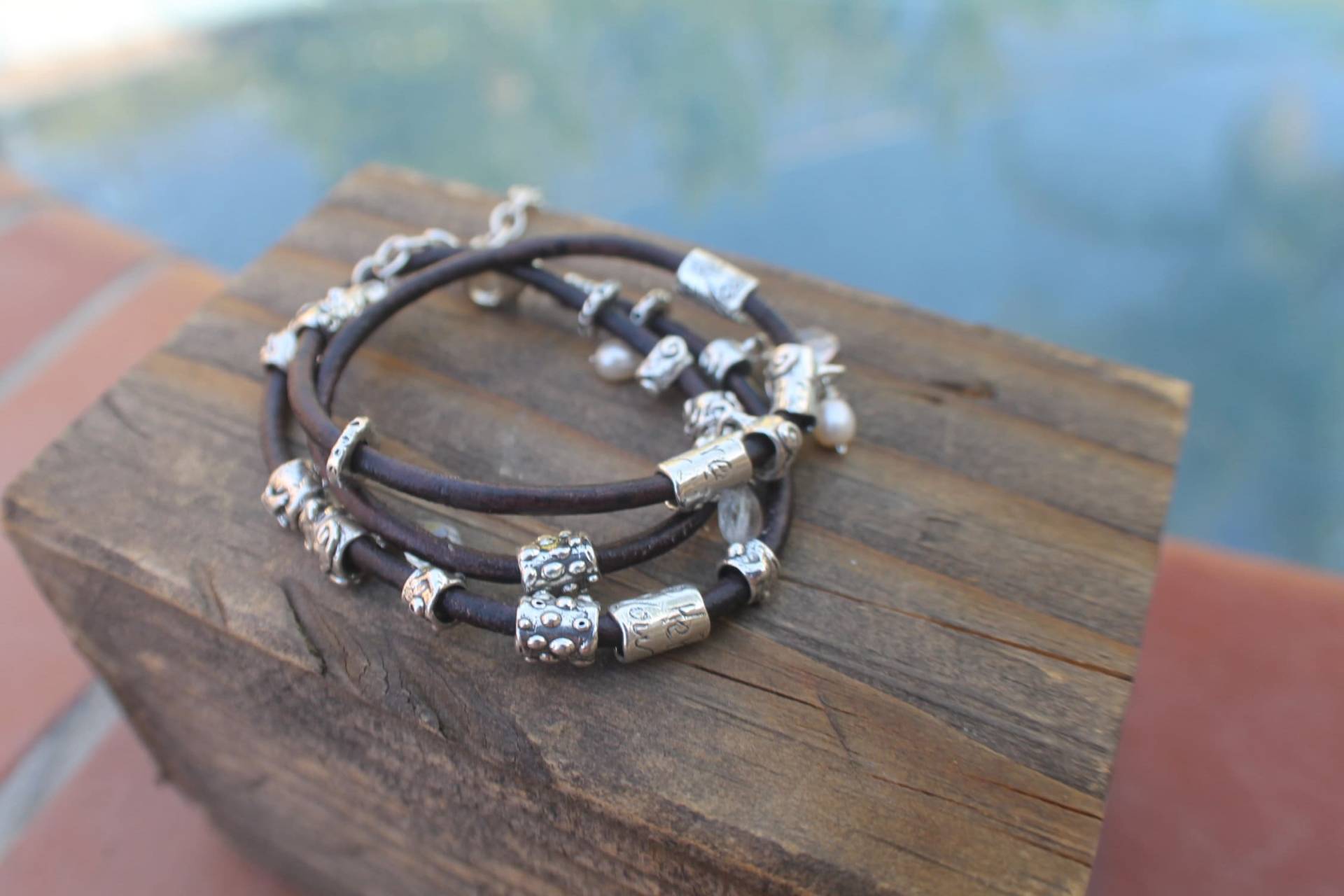 Leder Und Sterling Schiebearmband Triple Wrap von ricciworthdesigns