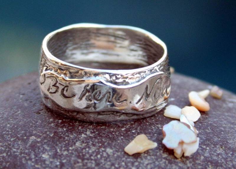 Ring Geschenk Erinnerung Handwerker Handgefertigte Sterling "Be Here Now" Ring." von ricciworthdesigns