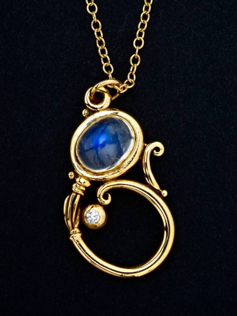 585Er Silberkette Mit Blauem Mondstein - Handgefertigte Halskette "Goldene "Flowing Vine" Einem 6 X 8 Mm Ceylon Und .5 Pt." Diamant von rickmahonskigold