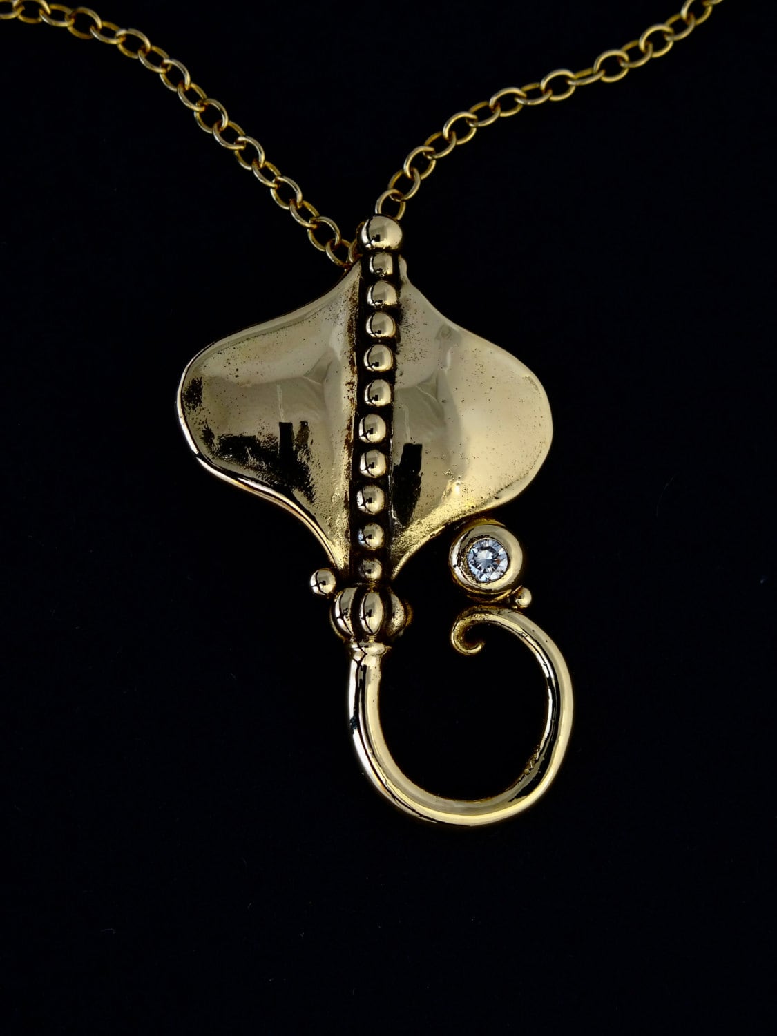 Gold-Diamant-Halskette - Handarbeit 14 Kt Gold "Fließen Tail" Neckalce Mit Einem.5 Pt-Diamanten Von Rick Mahonski, Goldschmied von rickmahonskigold