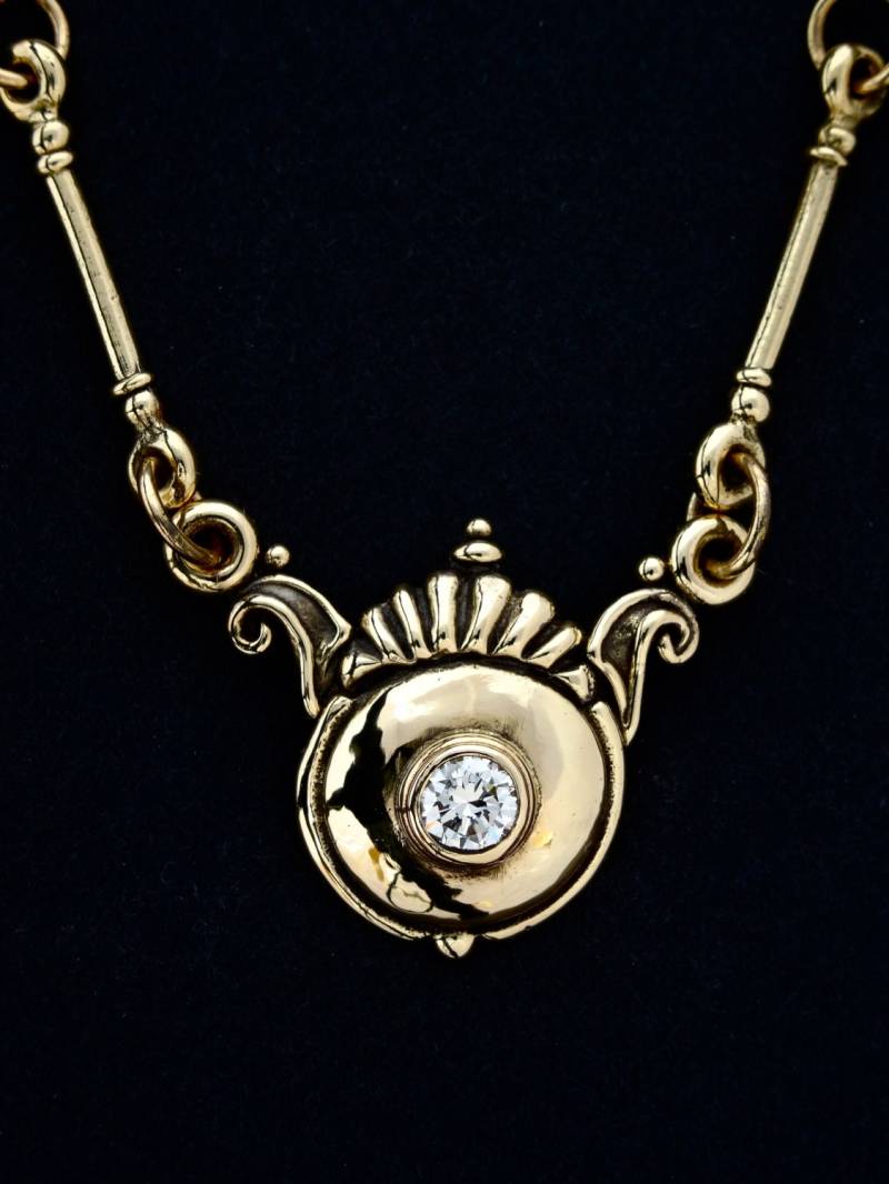 Mythologie-Halskette - Handarbeit 14 Kt Gold "Mythologie" Halskette Mit Einem.25 Pt-Diamant, Bars Und Befestigt 18" Kette von rickmahonskigold