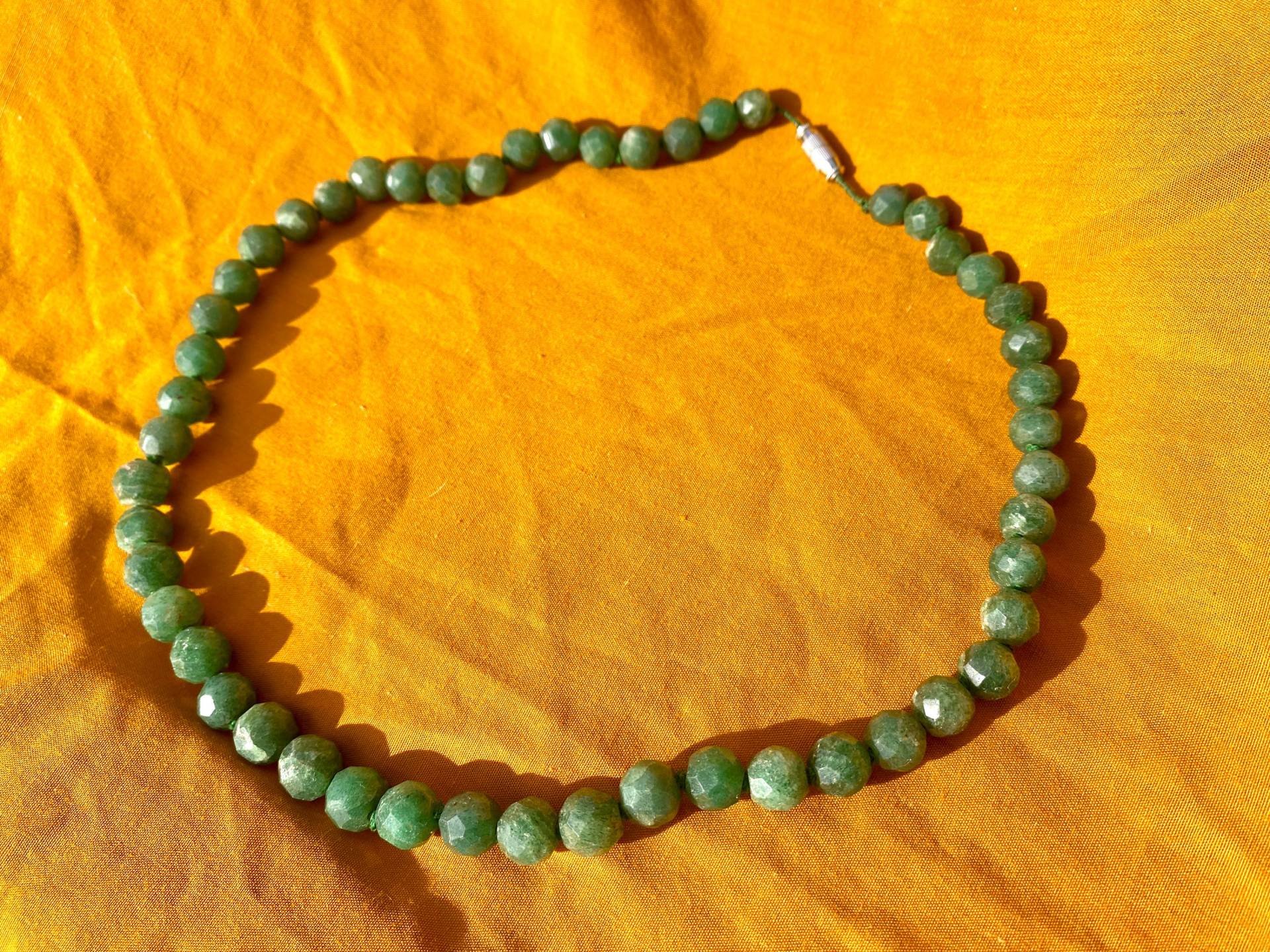 Vintage Jadeperlenkette - 52 cm Wunderschöne Große Perlen Original 70Er Jahre von riessaykel