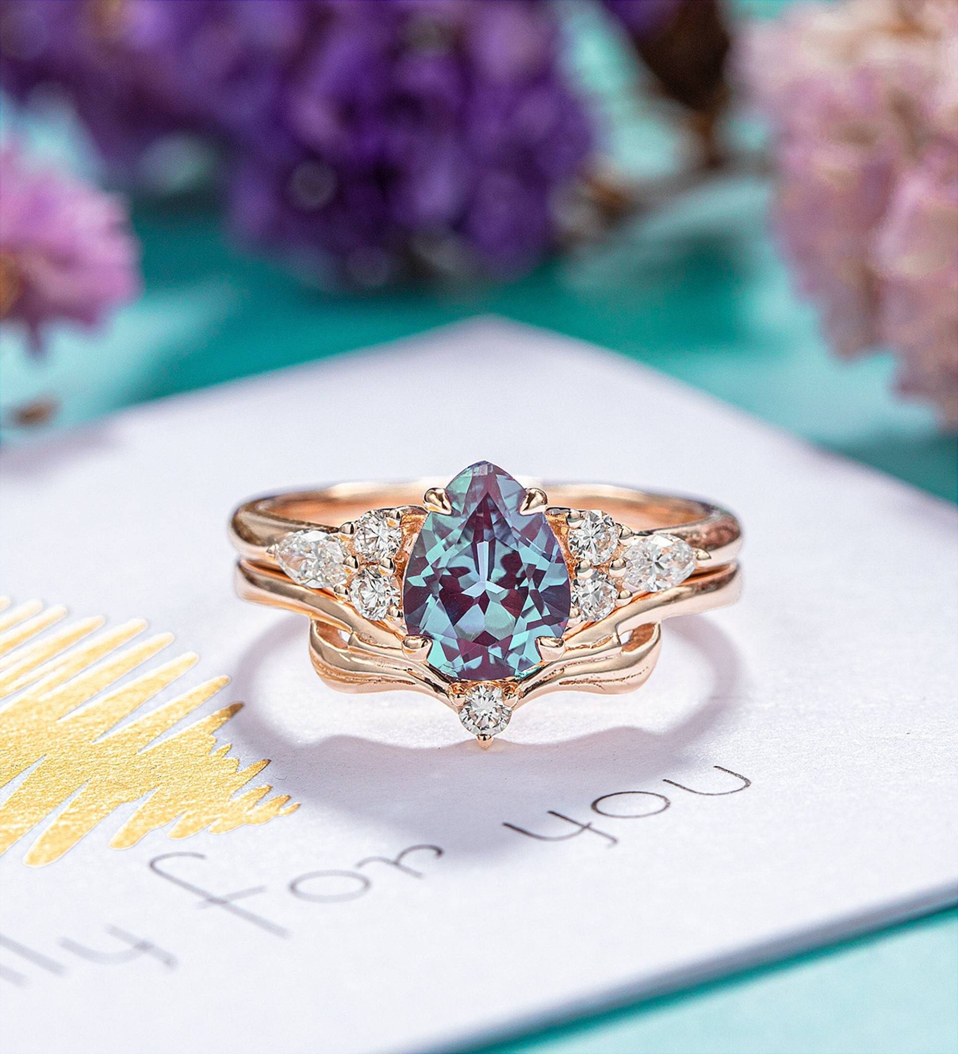 Birnenförmiger Gebogener Vintage Verlobungsring Einzigartige Alexandrit Roségoldring Moissanite Diamant Art Deco Frauen Jahrestag von ringjewelryshop