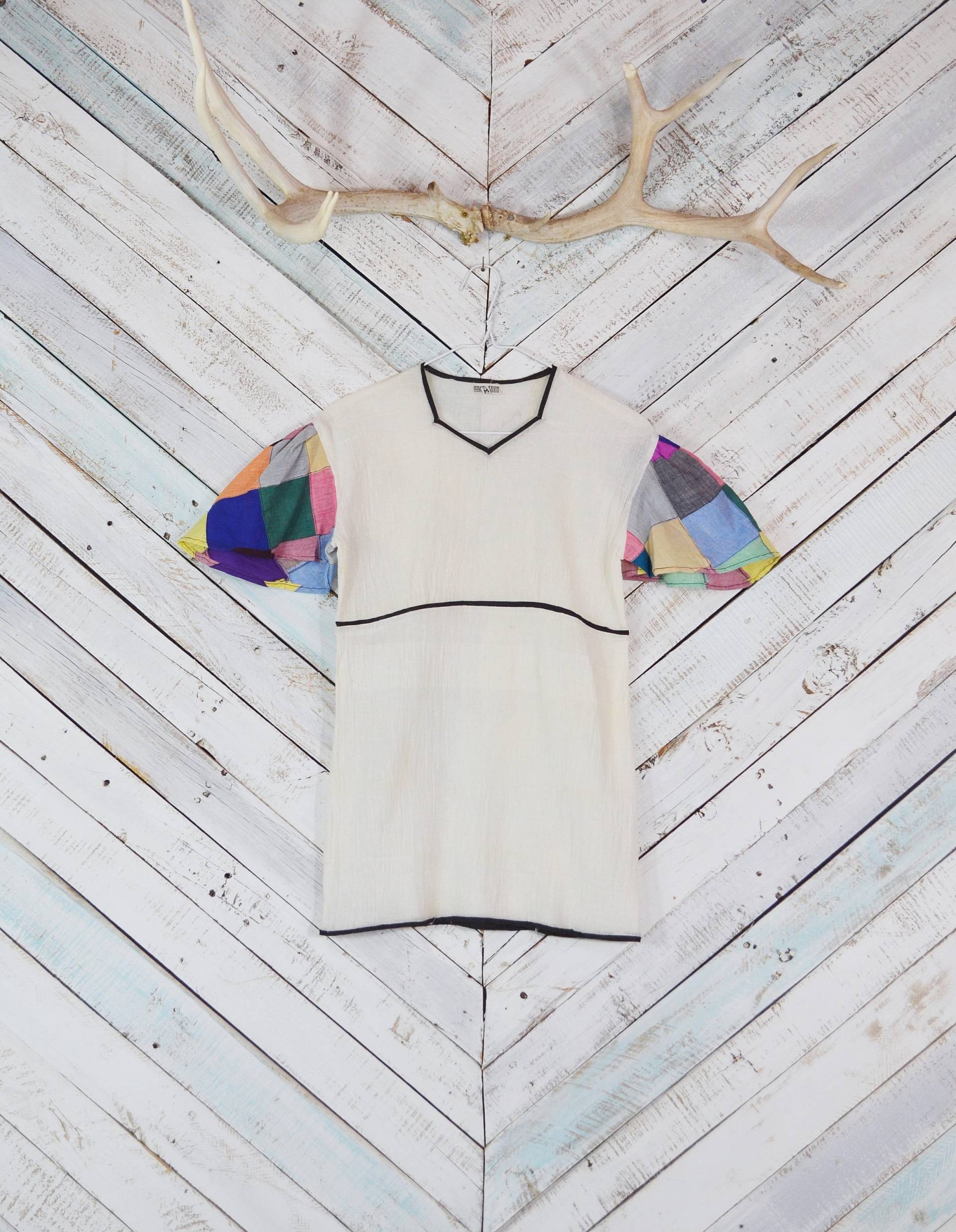 70Er Jahre Gaze Hippie Top | Vintage 1970Er Deadstock India Boho Shirt Mit Patchwork Ärmeln Sheer Aus Baumwolle von riseintothesun