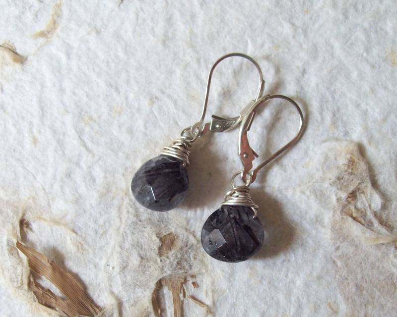 Intuition - Drahtgewickelte Ohrringe Aus Schwarzem Rutilquarz in Tropfenform Mit Sterling Silber von riverpebble