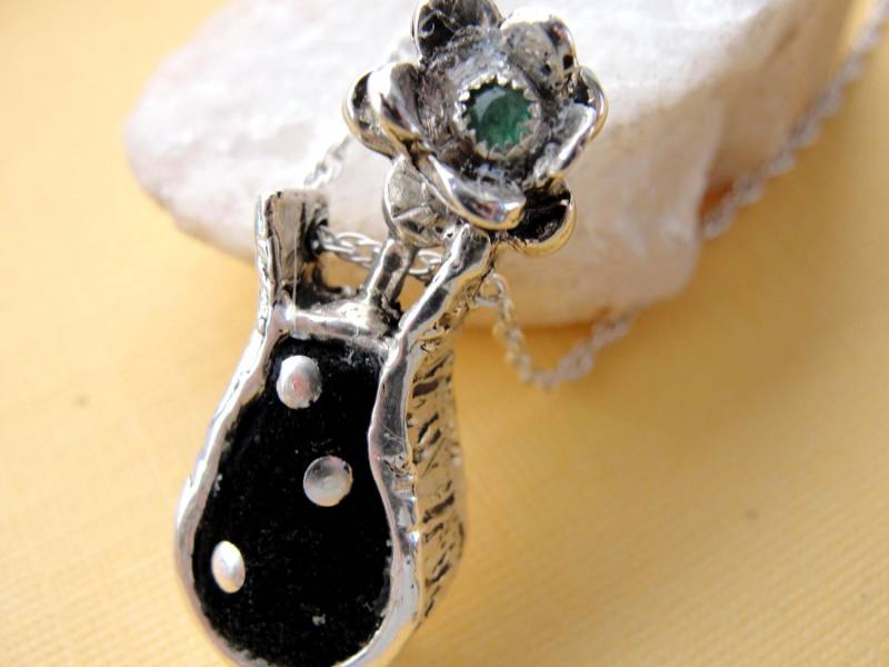 sterling Silber Blume in Vase Schwarz Wildleder Halskette von rockmyworldinc