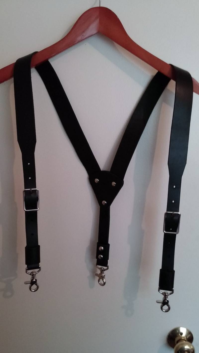 Geschirr Leder Hosenträger Chrom Straps Geschirr Leder Hosenträger Chrom Straps von rockntleatherworks