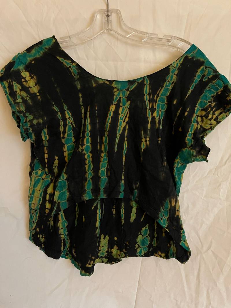 Tie Dye Crop Tops von roottoriseboutique