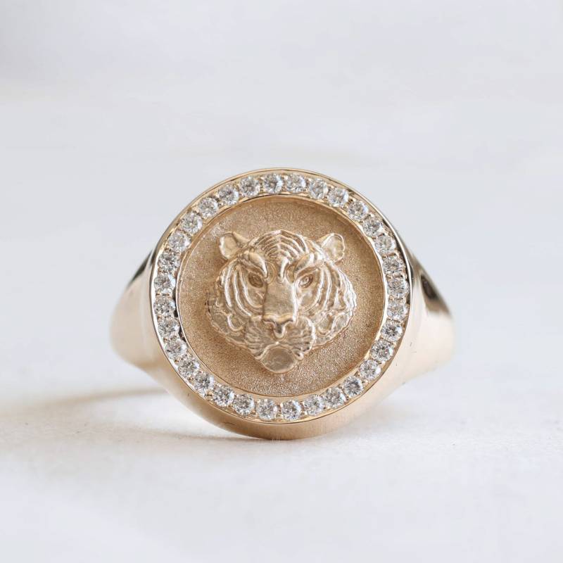 14K Gold Tiger Diamant Siegelring, Diamantring, Statement-Ring, Erbstückring, Ring Nach Maß, Rose Und Choc von roseandchoc