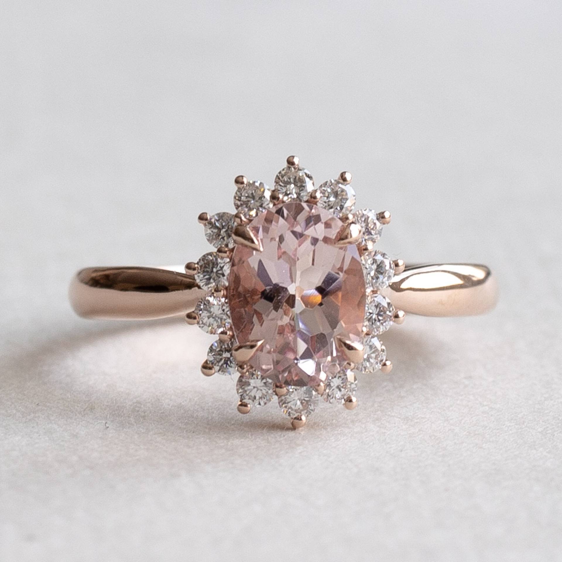 14K Rose Gold Rosa Morganit Cluster Ring, Diamantring, Ring von roseandchoc