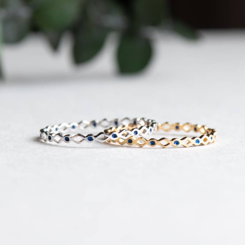Blauer Eternity Ring, Emaille Verlobungsring, Geschenk Zum Jahrestag, Stacker Rose Und Choc Ring 204 von roseandchoc