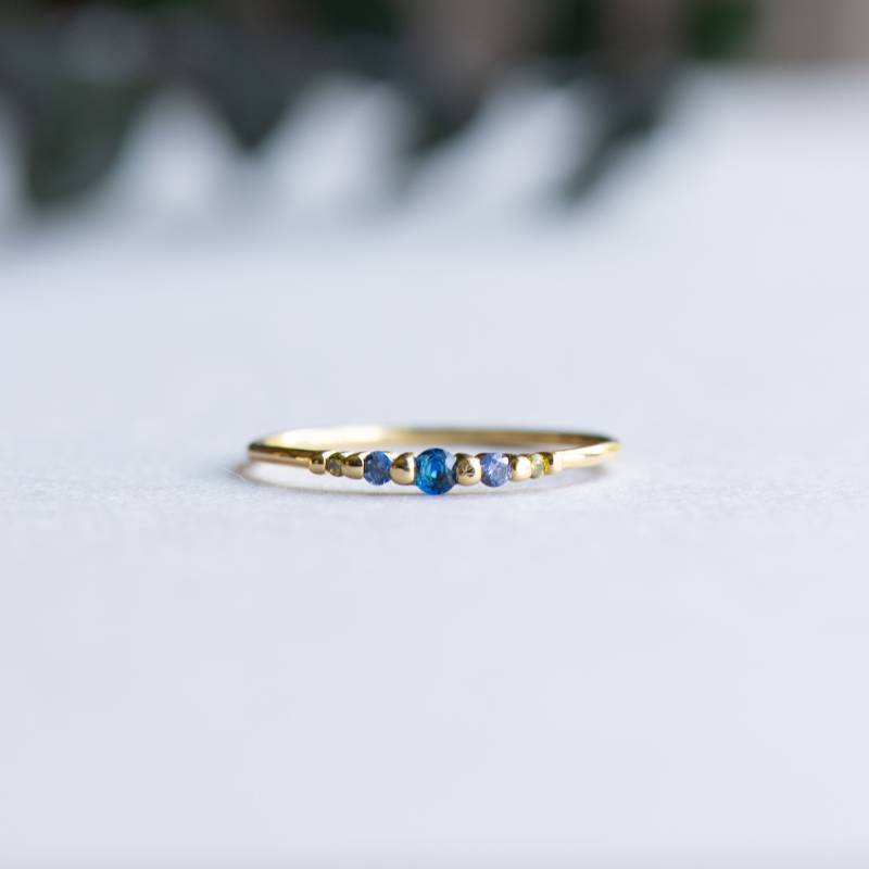 Gold Vermeil Fünf Stein Ring, 925 Sterling Silber, Gelbgold Roseandchoc Stacking Minimalist Ring von roseandchoc