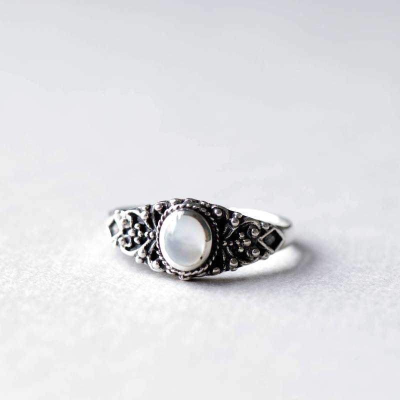 Perlmutt Ring, Oval Boho 925 Sterling Silber Art Deco Ring von roseandchoc