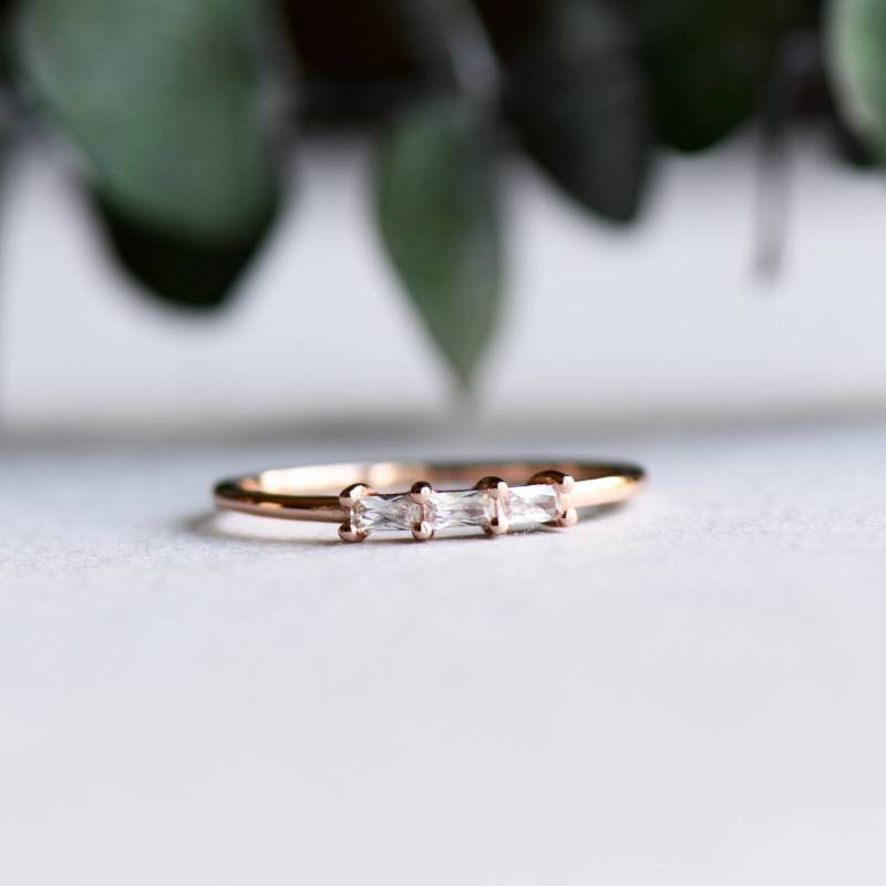 Rose Gold Vermeil Ring, Baguette Ring Mit 3 Steinen, 925 Sterling Silber Und Choc von roseandchoc